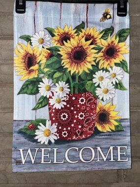 Sunflower & Daisies Welcome Garden Flag
